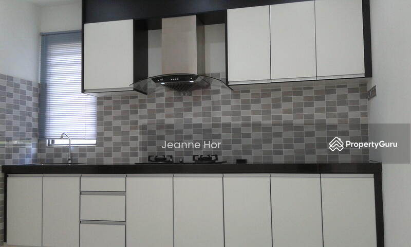 Townhouse for Sale in 16 Sierra (Puchong) - Jeanne Hor - Kitchen - PropertyGuru.com.my