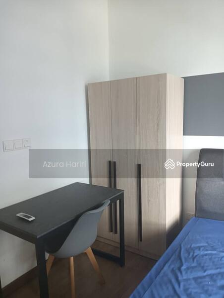 R3 - Middle Room