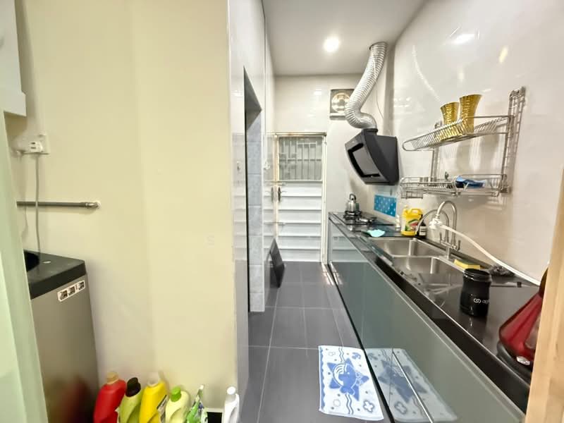 Cluster House for Sale in Nusa Duta (Iskandar Puteri (Nusajaya)) - SP Yap - Kitchen - PropertyGuru.com.my