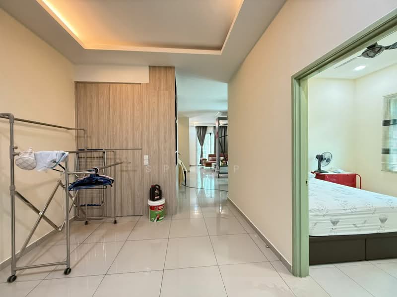 Cluster House for Sale in Nusa Duta (Iskandar Puteri (Nusajaya)) - SP Yap - Hallway - PropertyGuru.com.my