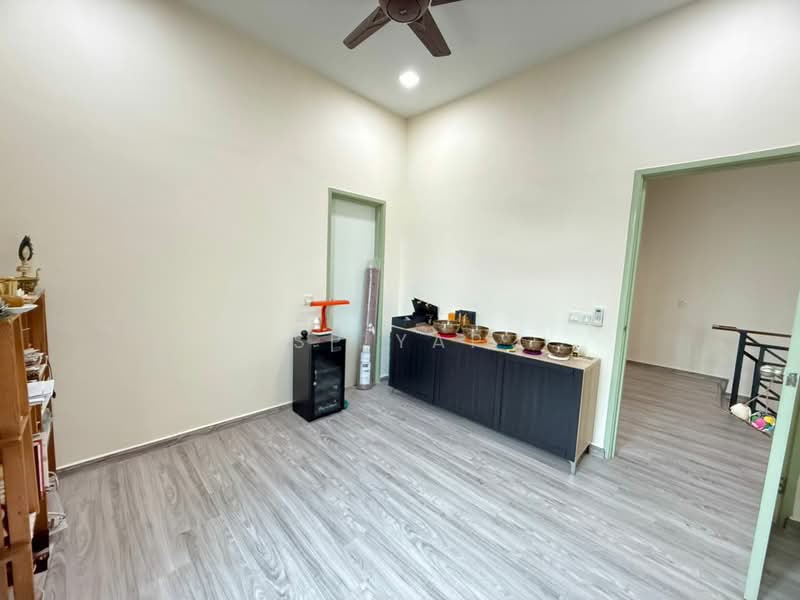 Cluster House for Sale in Nusa Duta (Iskandar Puteri (Nusajaya)) - SP Yap - Study - PropertyGuru.com.my