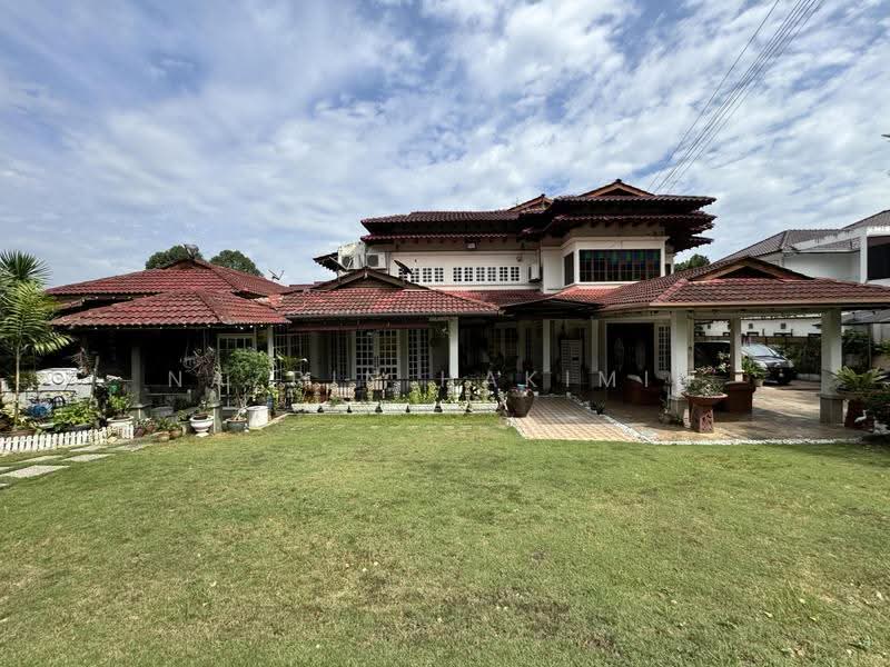 Bungalow House untuk Dijual di Country Heights (Kajang) - Nazrin Hakimin - Exterior - PropertyGuru.com.my