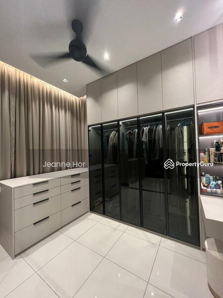 Townhouse for Sale in 16 Sierra (Puchong) - Jeanne Hor - Master Bedroom - PropertyGuru.com.my