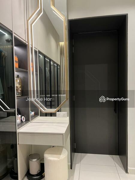 Townhouse for Sale in 16 Sierra (Puchong) - Jeanne Hor - walk in clothest - PropertyGuru.com.my