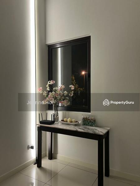 Townhouse for Sale in 16 Sierra (Puchong) - Jeanne Hor - Entrance - PropertyGuru.com.my