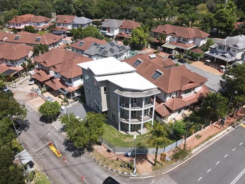 Bungalow House untuk Dijual di Petaling Jaya (Selangor) - Nazrin Hakimin - Exterior - PropertyGuru.com.my
