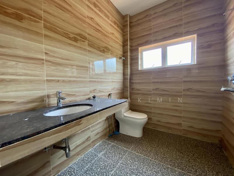 Bungalow House untuk Dijual di Petaling Jaya (Selangor) - Nazrin Hakimin - Bathroom - PropertyGuru.com.my