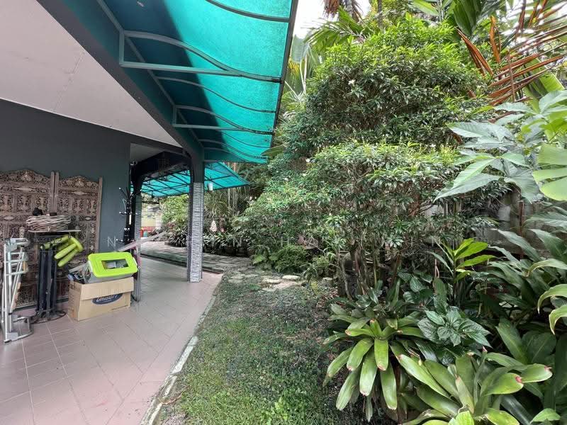 2-storey Terraced House for Sale in Ampang (Selangor) - Nazrin Hakimin - Garden - PropertyGuru.com.my