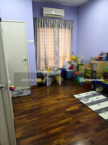Townhouse for Sale in 16 Sierra (Puchong) - Jeanne Hor - Bedroom 1 - PropertyGuru.com.my