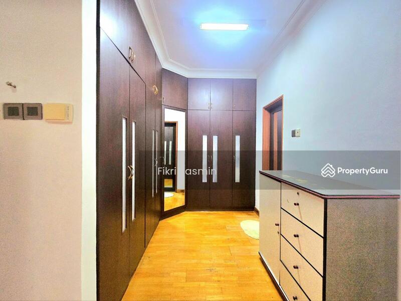 For Sale - Presint 16