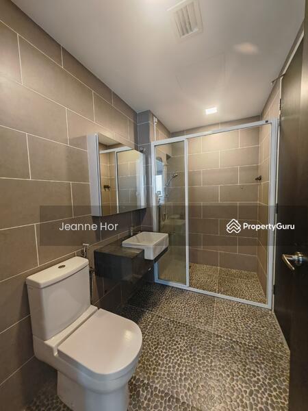 Bathroom - GF