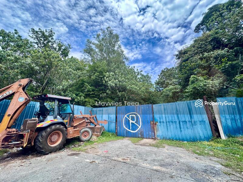 Untuk Dijual - Kampung Sungai Tua
