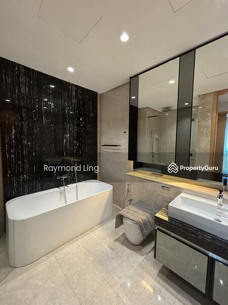 Kediaman Servis untuk Dijual di Damansara City Residency (DC Residensi) - Raymond Ling - Bathroom - PropertyGuru.com.my