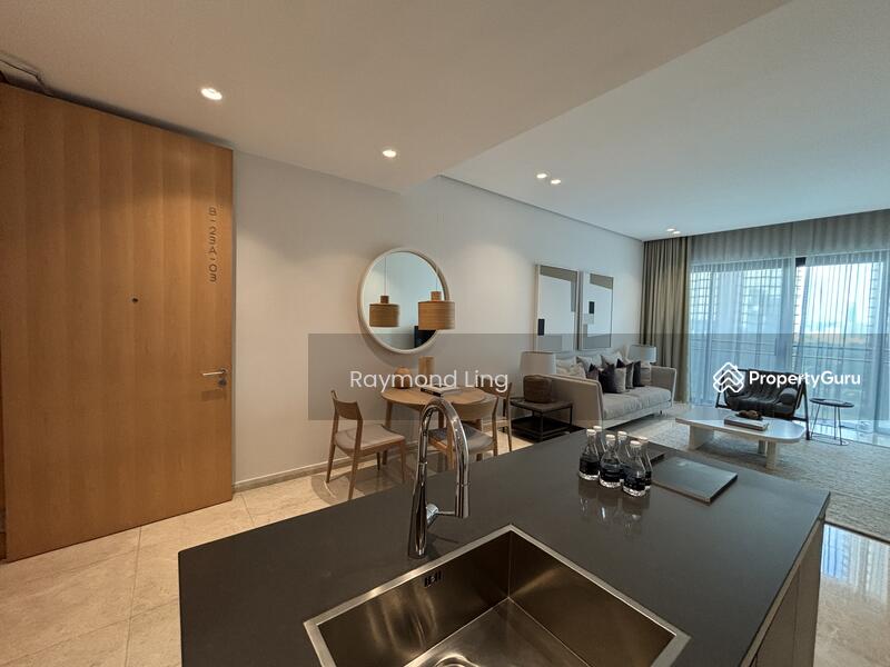Kediaman Servis untuk Dijual di Damansara City Residency (DC Residensi) - Raymond Ling - Living Room - PropertyGuru.com.my