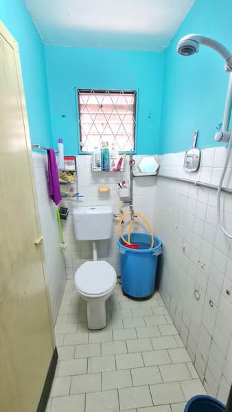 2-storey Terraced House for Sale in Seksyen 25 (Shah Alam) - Jayden Lee - Bathroom - PropertyGuru.com.my