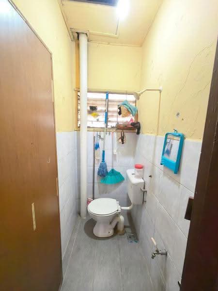 2-storey Terraced House for Sale in Seksyen 25 (Shah Alam) - Jayden Lee - Bathroom - PropertyGuru.com.my