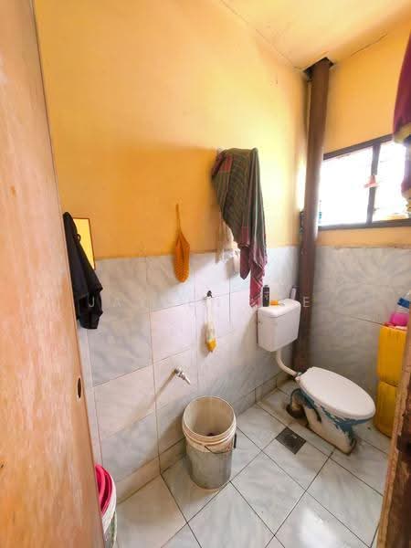 2-storey Terraced House for Sale in Seksyen 25 (Shah Alam) - Jayden Lee - Bathroom - PropertyGuru.com.my