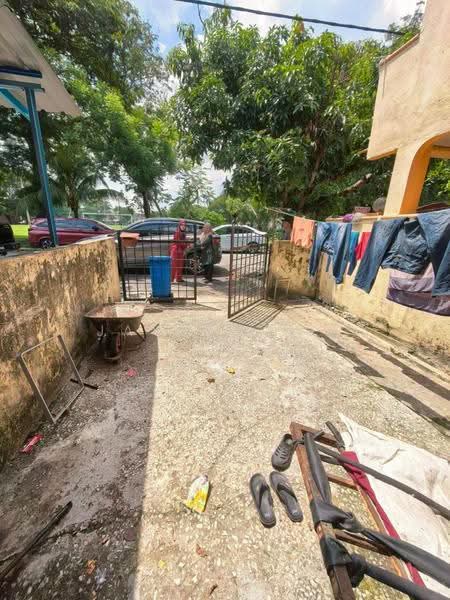 2-storey Terraced House for Sale in Seksyen 25 (Shah Alam) - Jayden Lee - Exterior - PropertyGuru.com.my