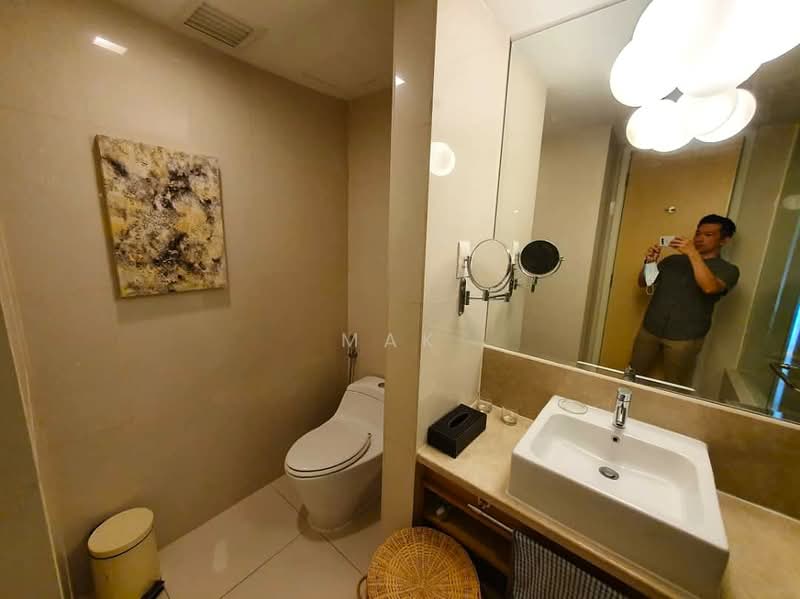 Service Residence for Rent at Cormar Suites (Fraser Place (Lot 163)) - Mak Oliver - Bathroom - PropertyGuru.com.my