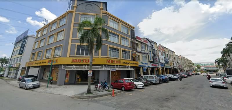 Shop for Rent in Kajang (Selangor) - Jean Mun Mah - Exterior - PropertyGuru.com.my