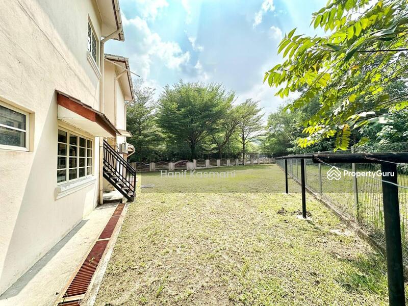 Untuk Dijual - Corner Lot Semi D, Kota Damansara