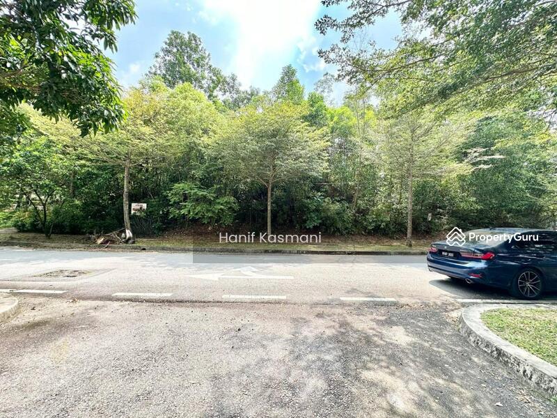 Untuk Dijual - Corner Lot Semi D, Kota Damansara