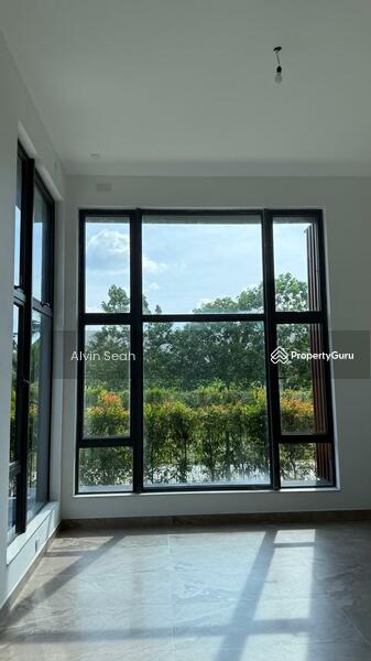 Bungalow for Sale in Forest City (Gelang Patah) - Alvin Seah - Living Room - PropertyGuru.com.my
