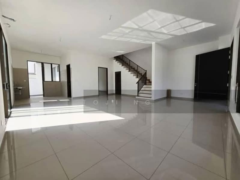 Rumah Kluster untuk Dijual di Bandar Bukit Puchong (Puchong) - Toji Ng - Living Room - PropertyGuru.com.my