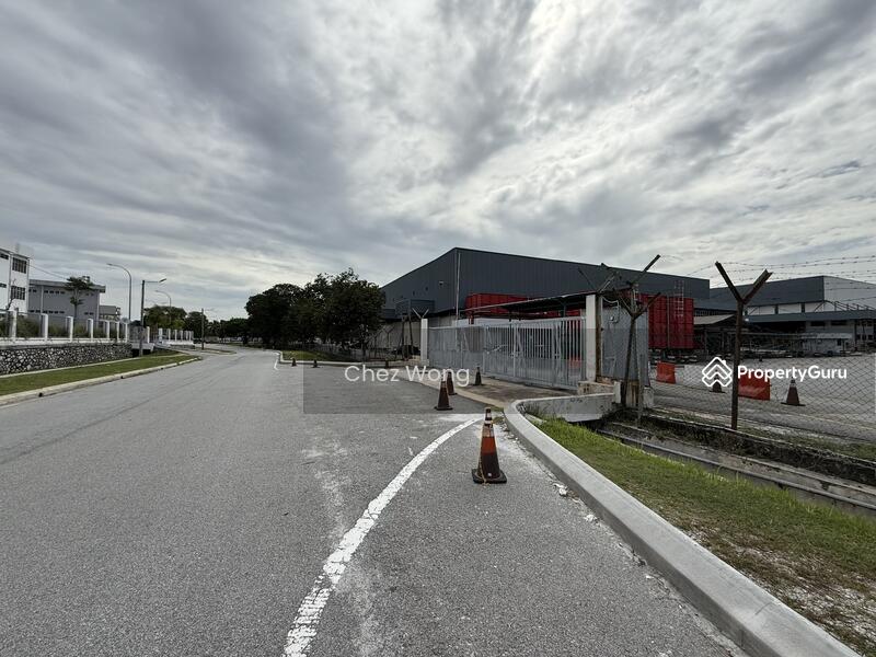 Warehouse for Rent in Bandar Bukit Raja (Klang) - Chez Wong - Exterior - PropertyGuru.com.my
