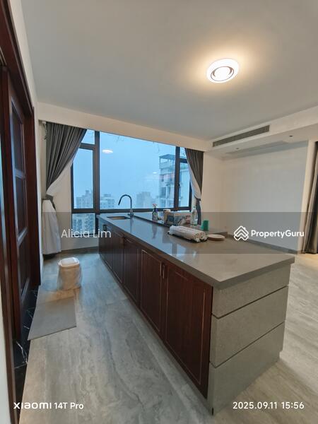 Dry Kitchen 