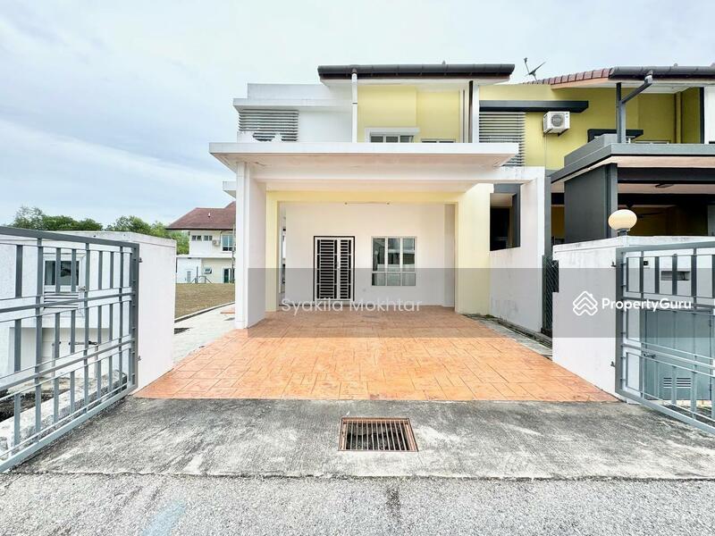 2-storey Terraced House for Sale in Puncak Bestari (Puncak Alam) - Syakila Mokhtar - Exterior - PropertyGuru.com.my