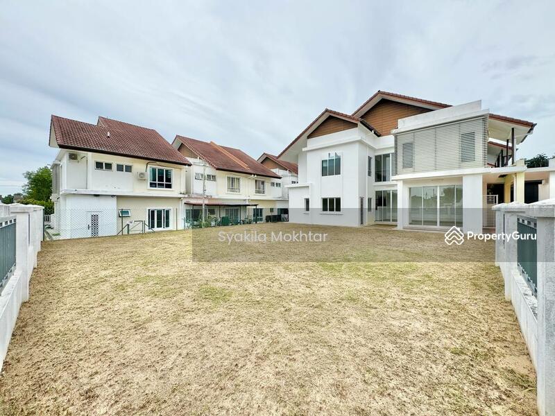 2-storey Terraced House for Sale in Puncak Bestari (Puncak Alam) - Syakila Mokhtar - Exterior - PropertyGuru.com.my