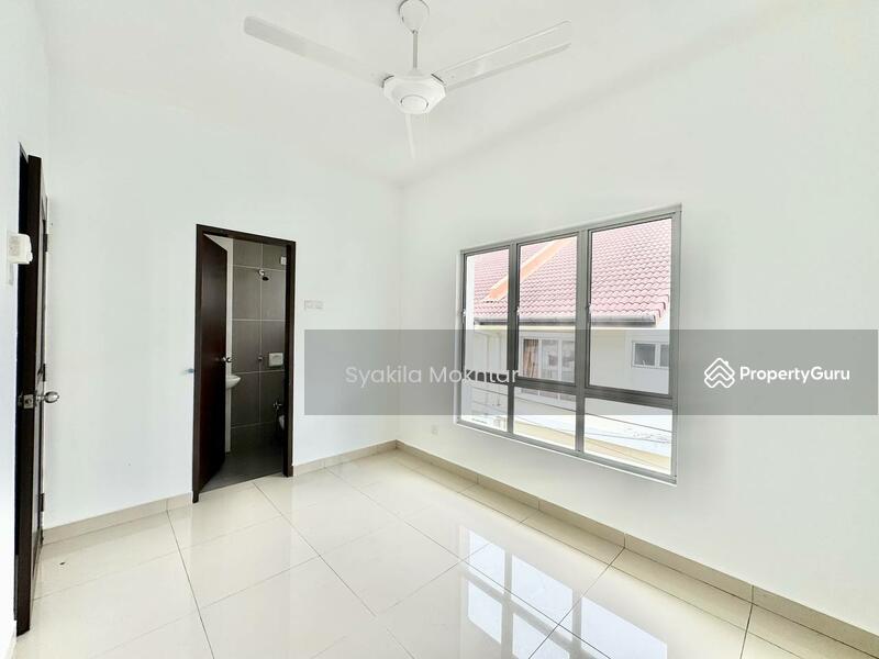 2-storey Terraced House for Sale in Puncak Bestari (Puncak Alam) - Syakila Mokhtar - Bedroom - PropertyGuru.com.my