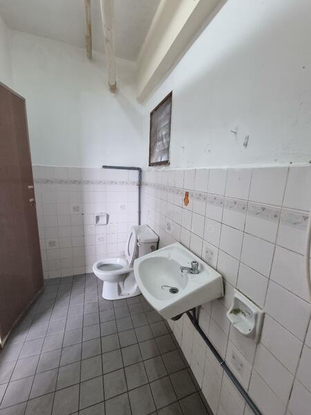 Condominium for Rent at Bukit Pandan Kondominium 1 - CC Hong - Bathroom - PropertyGuru.com.my