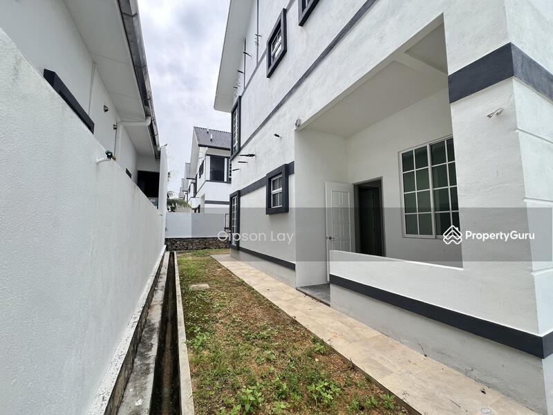 Untuk Dijual - TAMAN PARKLAND