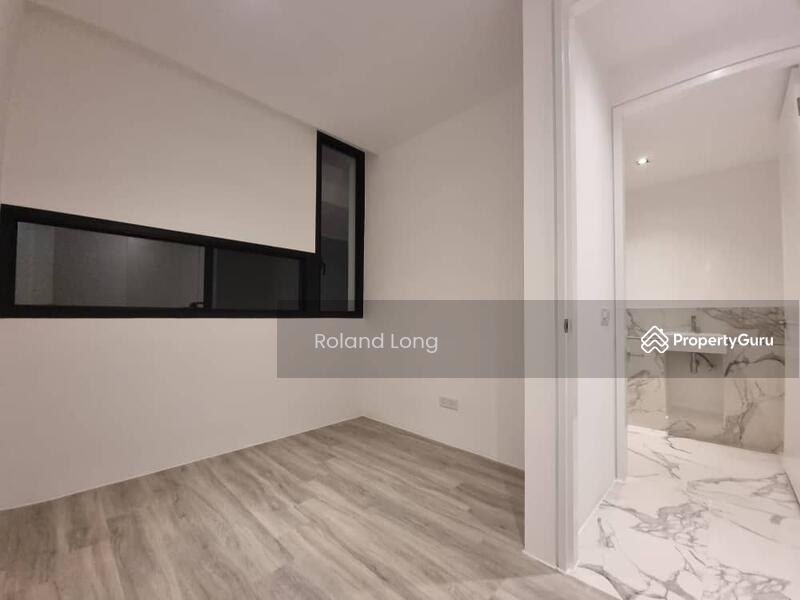 Service Residence for Sale at Lumi Tropicana Serviced Residence - Roland Long - Bathroom - PropertyGuru.com.my