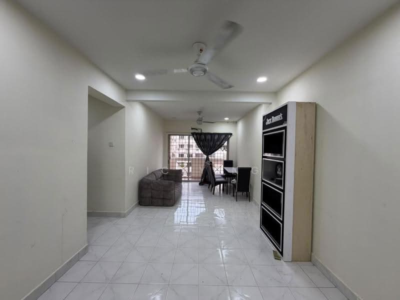 Kondominium untuk Disewa di Pandan Mewah Heights - Ricky Ng - Living Room - PropertyGuru.com.my