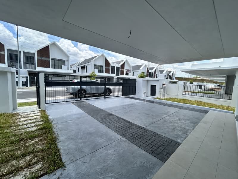Rumah Berkembar untuk Dijual di Elmina (Shah Alam) - Wennie Liew - PropertyGuru.com.my