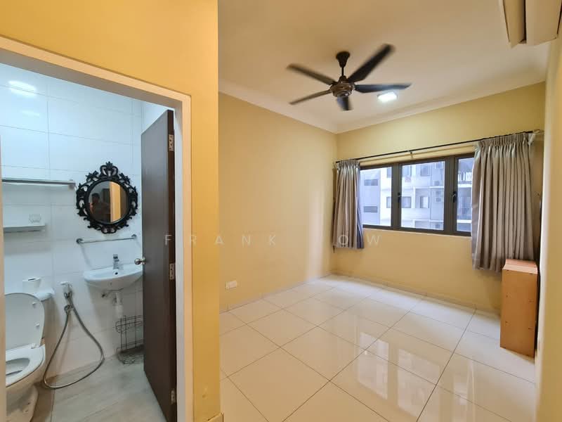 Service Residence for Sale at Seasons Garden Residences - Frank Low - Bathroom - PropertyGuru.com.my