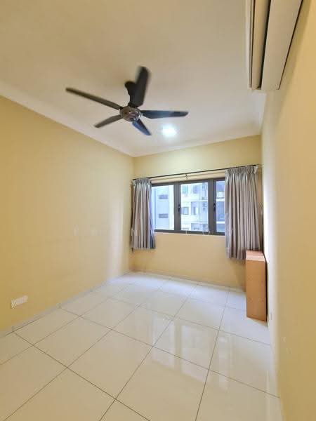 Kediaman Servis untuk Disewa di Seasons Garden Residences - Frank Low - Bedroom - PropertyGuru.com.my