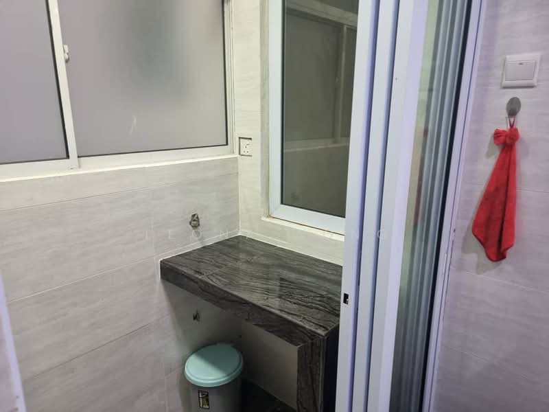 Kondominium untuk Disewa di Koi Suites - Leona Wong - Bathroom - PropertyGuru.com.my