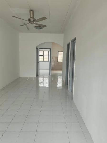 1-storey Terraced House for Sale in Taman Puncak Jalil (Seri Kembangan) - Vince Lim - Interior - PropertyGuru.com.my