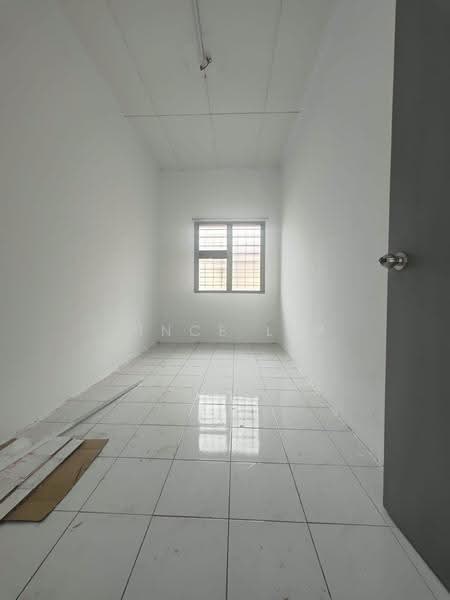 1-storey Terraced House for Sale in Taman Puncak Jalil (Seri Kembangan) - Vince Lim - Interior - PropertyGuru.com.my