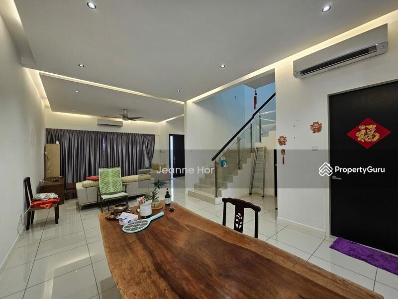 2-storey Terraced House for Sale in 16 Sierra (Puchong) - Jeanne Hor - Living Room - PropertyGuru.com.my
