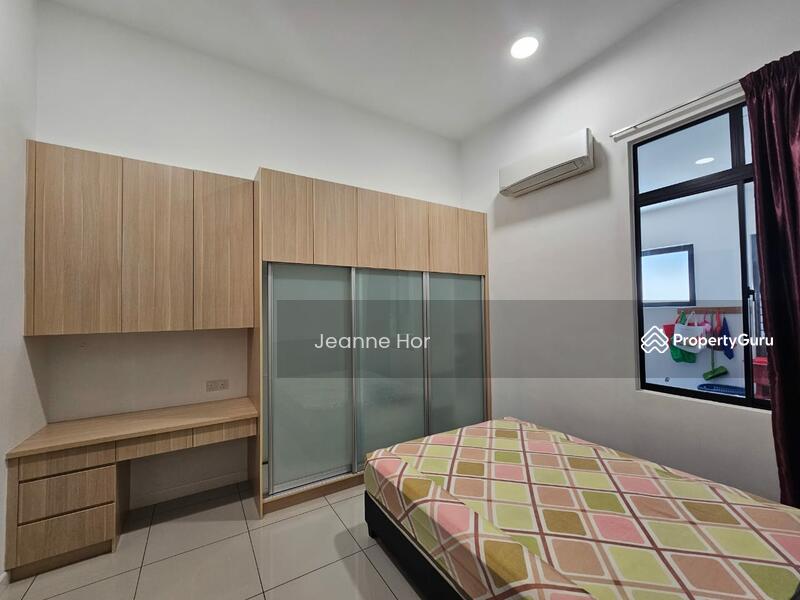 2-storey Terraced House for Sale in 16 Sierra (Puchong) - Jeanne Hor - Bedroom 1 - GF - PropertyGuru.com.my