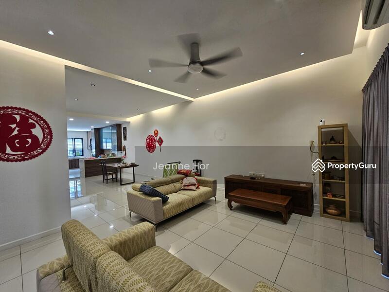 2-storey Terraced House for Sale in 16 Sierra (Puchong) - Jeanne Hor - Living Room - PropertyGuru.com.my