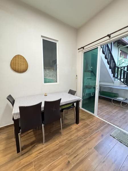 Semi-Detached House for Sale in Rasah Kemayan (Seremban 2) - Ong Jia Hui - Dining Room - PropertyGuru.com.my
