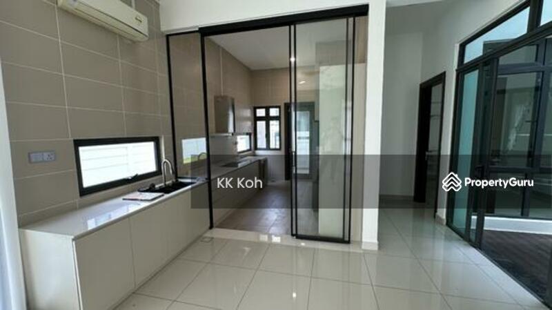 Estuari Gardens untuk Untuk Dijual - RM 1,850,000, Mac 2026 - Kitchen - PropertyGuru.com.my