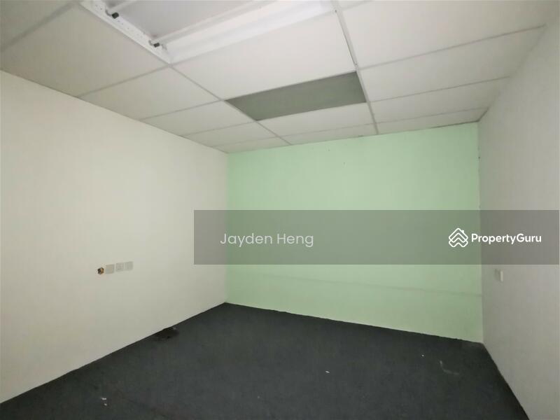 Kedai untuk Dijual di Desa Petaling (Kuala Lumpur) - Jayden Heng - Study - PropertyGuru.com.my