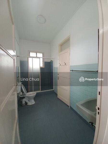 sharing Bathroom